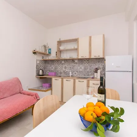 Apartment Alenka *