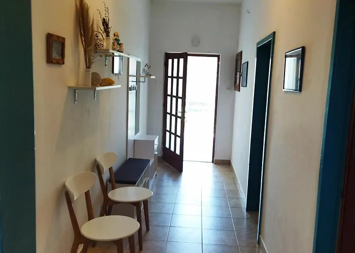 Alenka Apartamento *